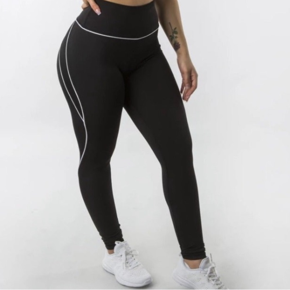 Buff bunny leggings